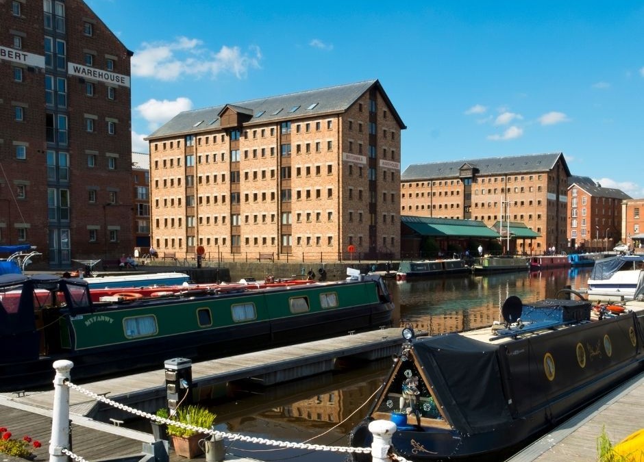 Gloucester Quays Weekend Shopping Markets